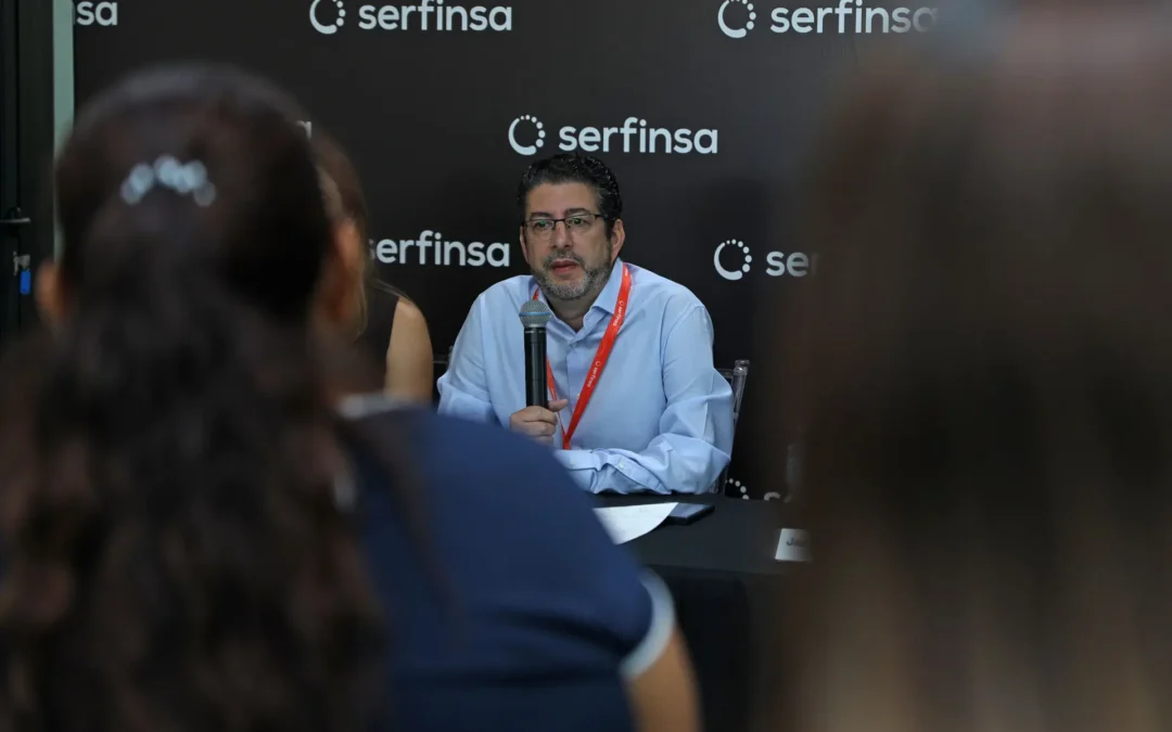 La paytech salvadoreña SERFINSA expande su operación a Centroamérica